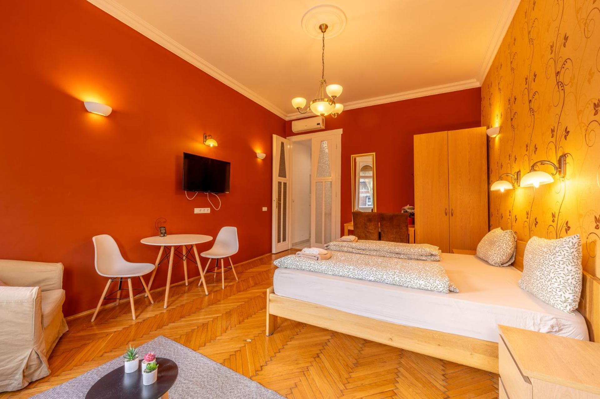 Suite Apartment Hidden Gem Next Synagogue - A Budapest Esterno foto